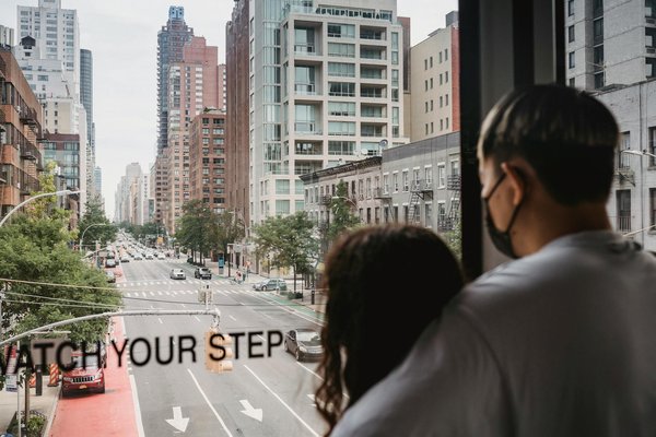 Can you master the art of survival while navigating the fiery challenges of the Chicken Road game